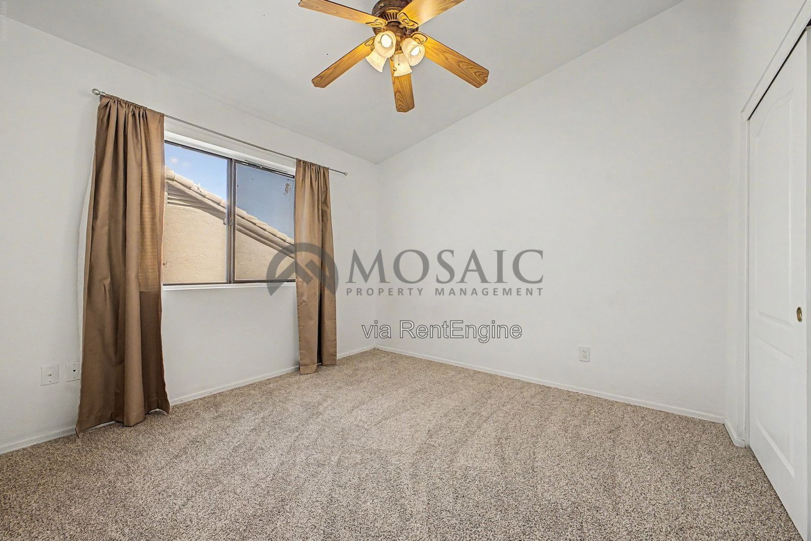 Sprawling  Val Vista Lakes 4 Bed, 3 Bath Home with Resort-Style Backyard! property image