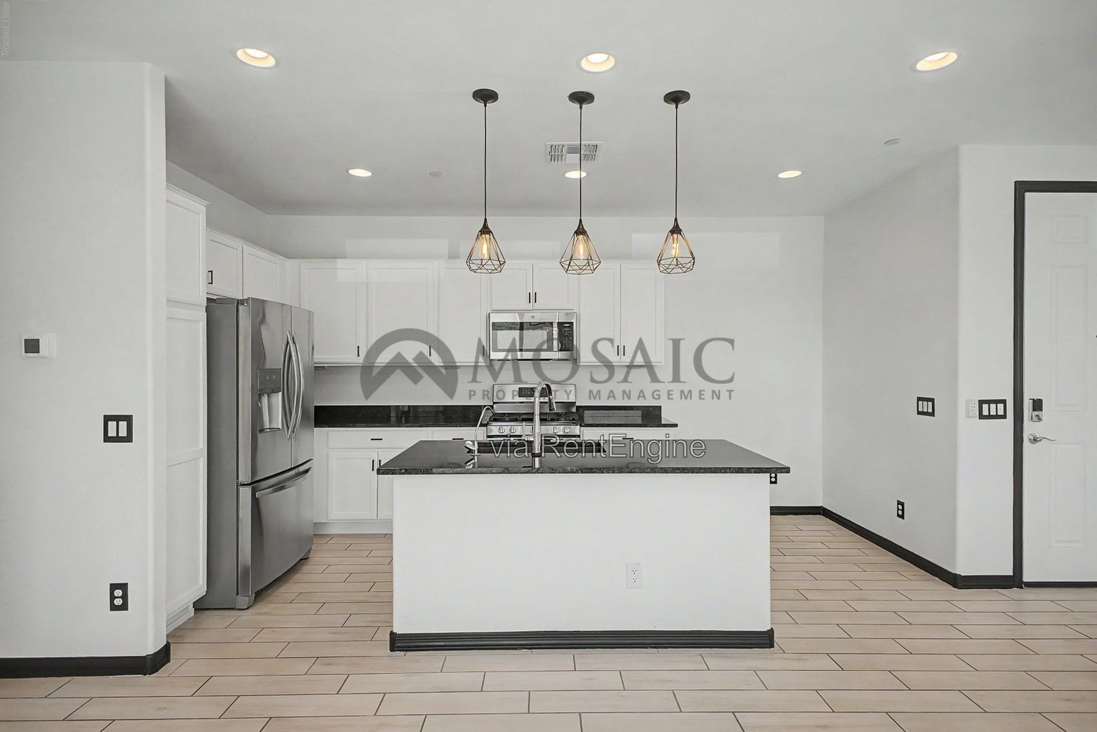 Amazing 3 bed, 2.5 bathroom home in Mesa! property image