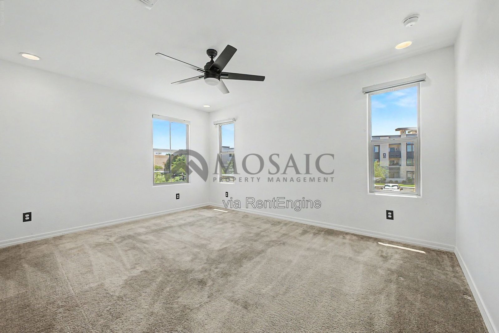 Amazing 3 bed, 2.5 bathroom home in Mesa! property image