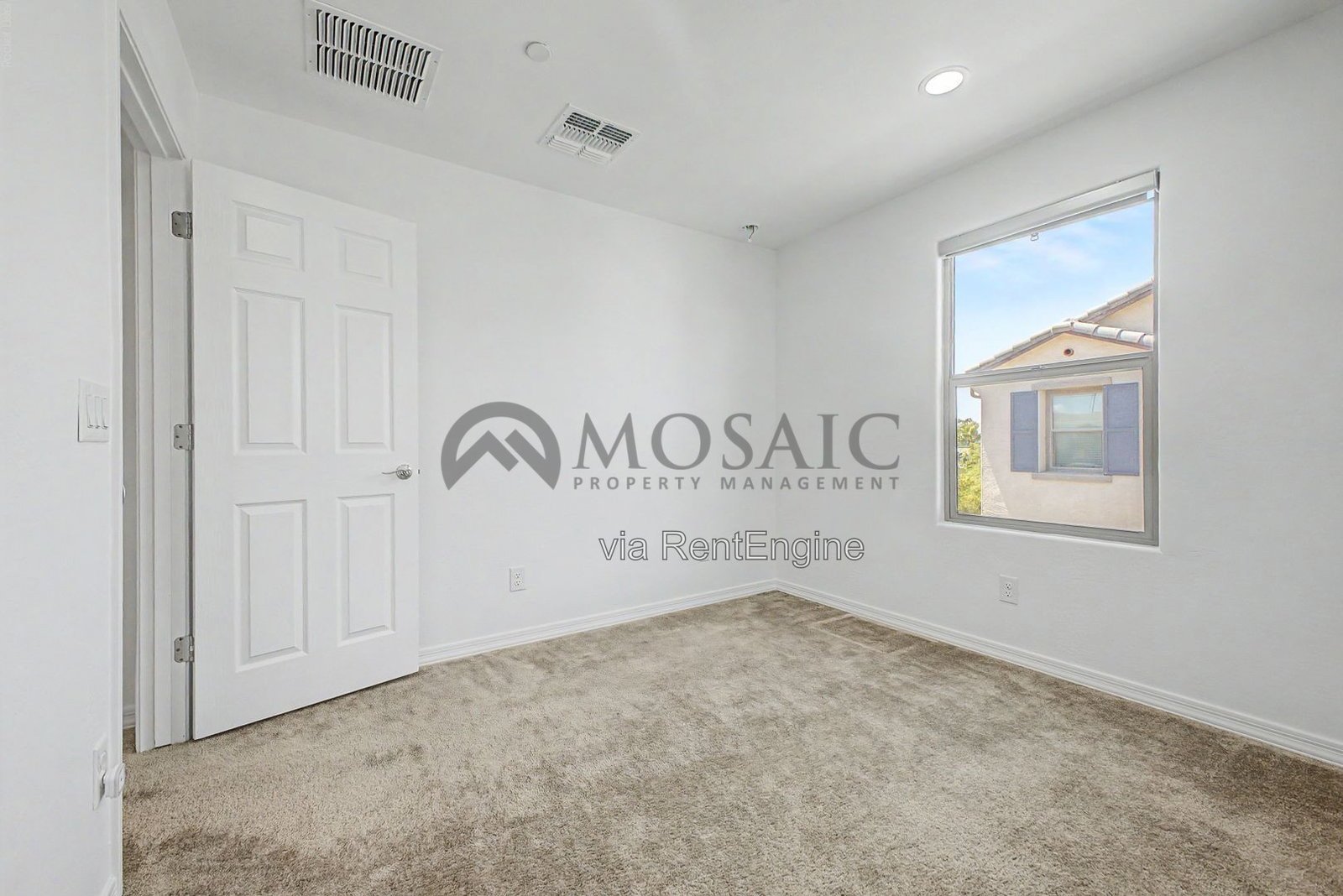 Amazing 3 bed, 2.5 bathroom home in Mesa! property image