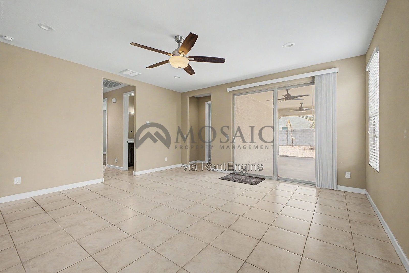 Stunning 3 bed, 2 bathroom home in San Tan Valley! property image