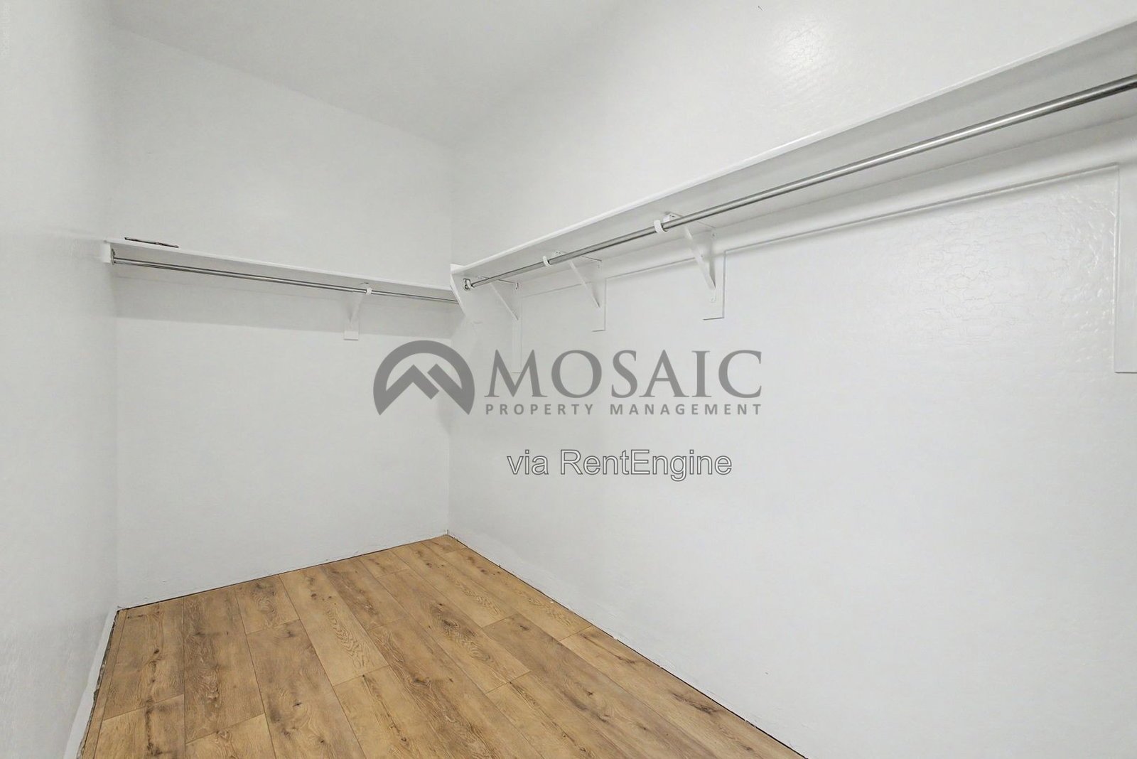 Stunning 3 bed, 2 bathroom home in San Tan Valley! property image