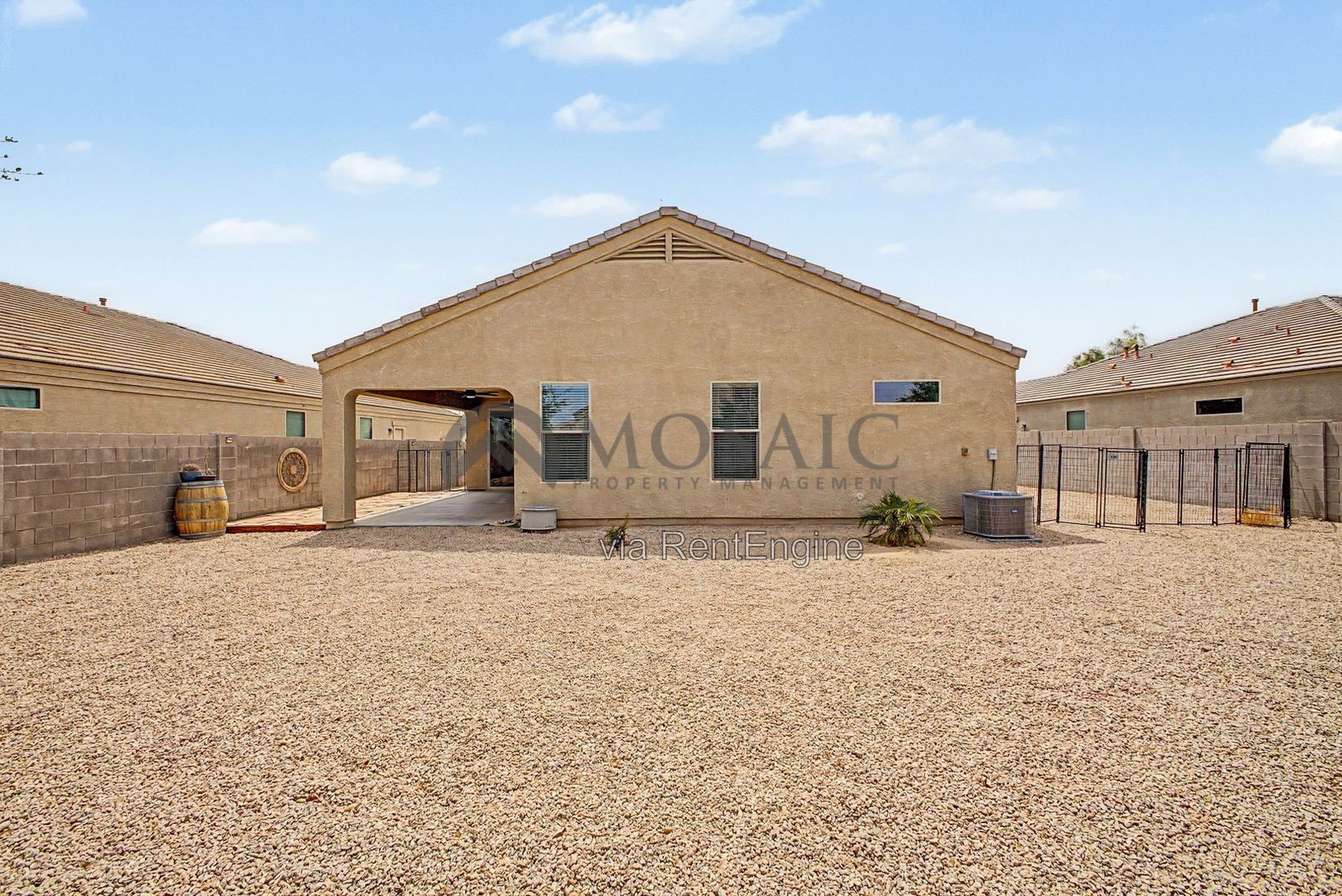 Stunning 3 bed, 2 bathroom home in San Tan Valley! property image