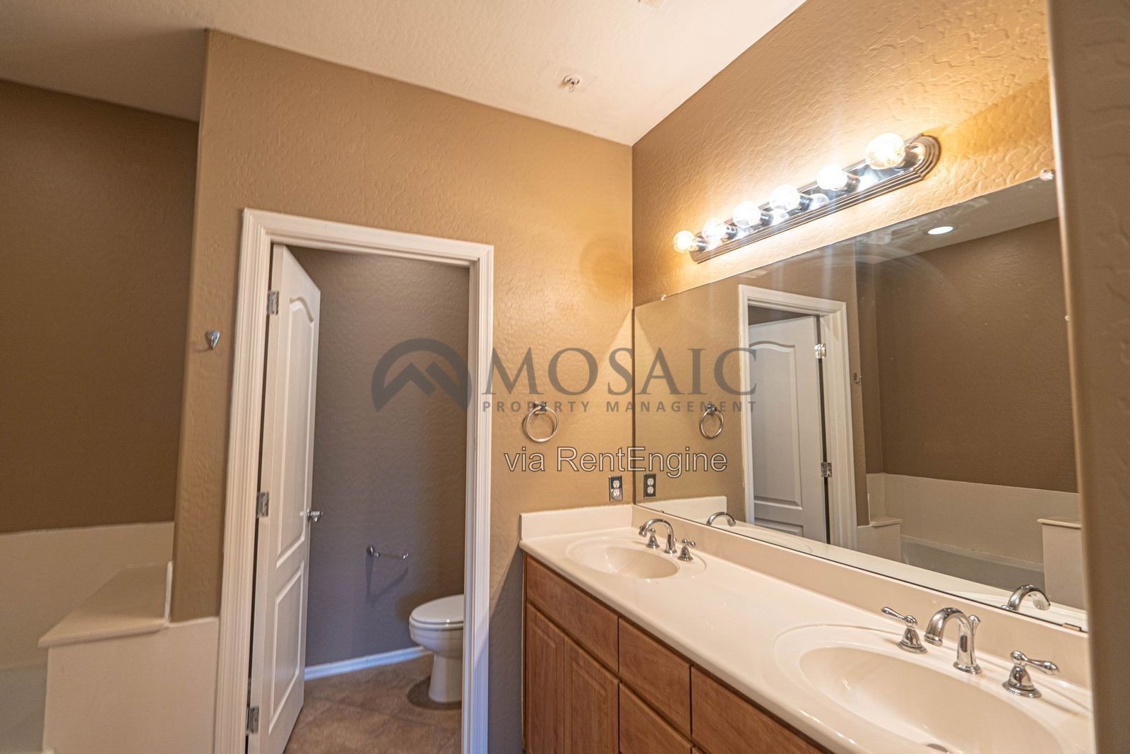 3-Bed, 2-Bath Condo with Stunning Lake Views! property image