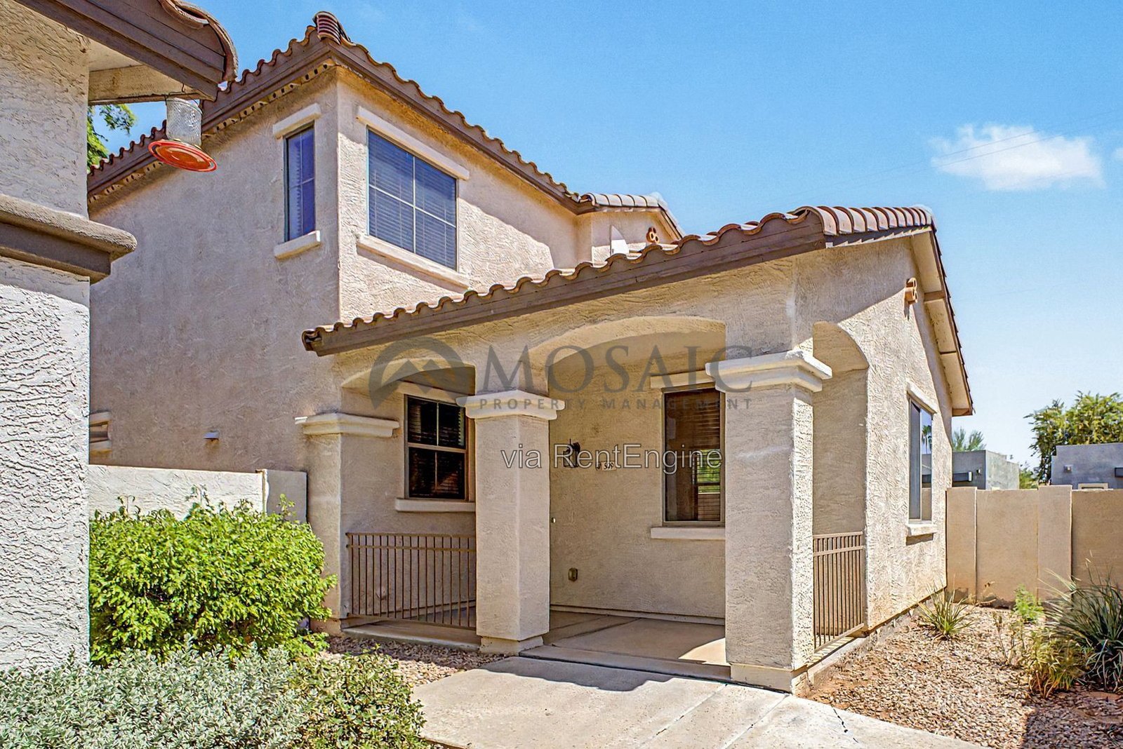 Stunning 3 bed 2.5 bathroom home in Gilbert! property image