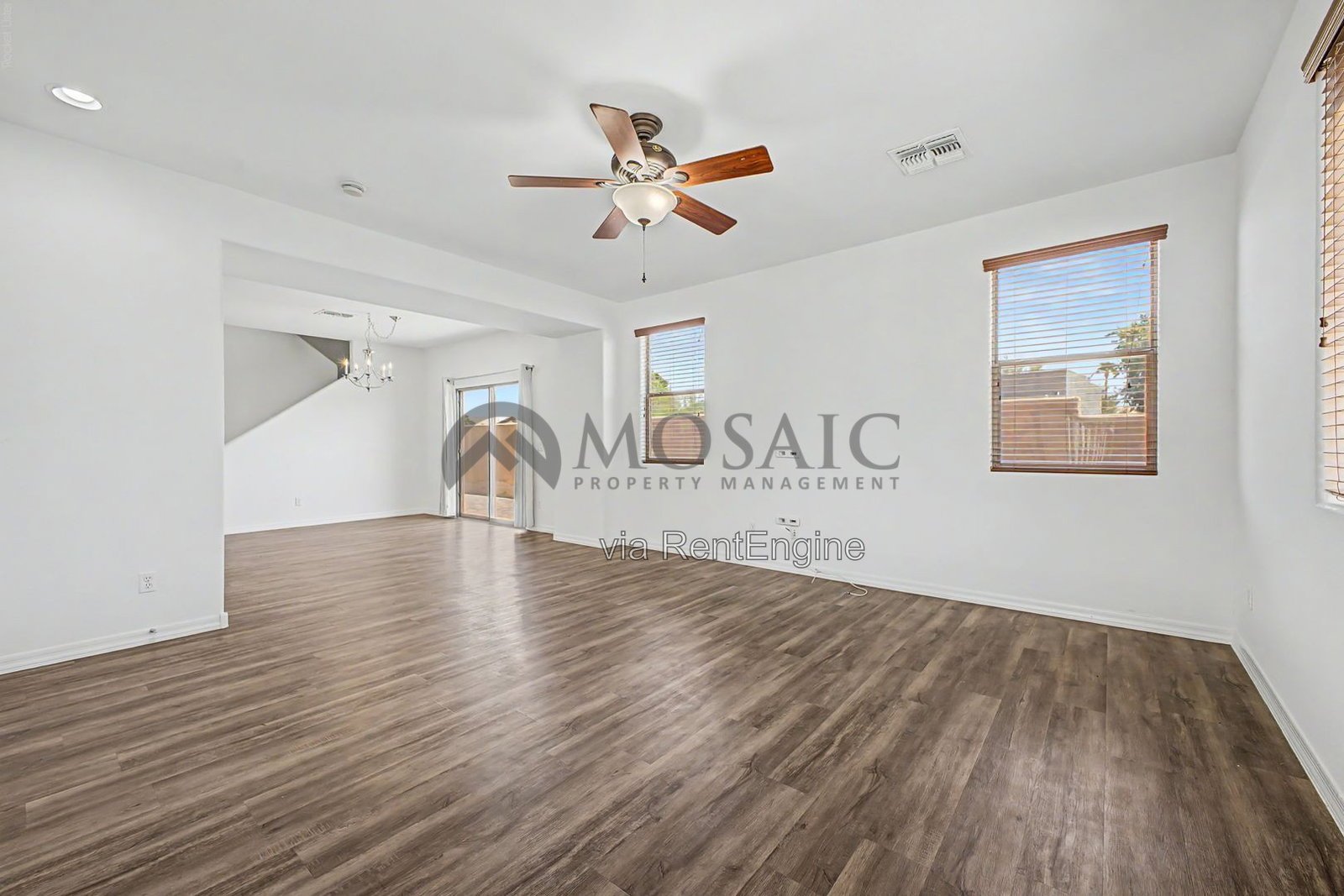 Stunning 3 bed 2.5 bathroom home in Gilbert! property image