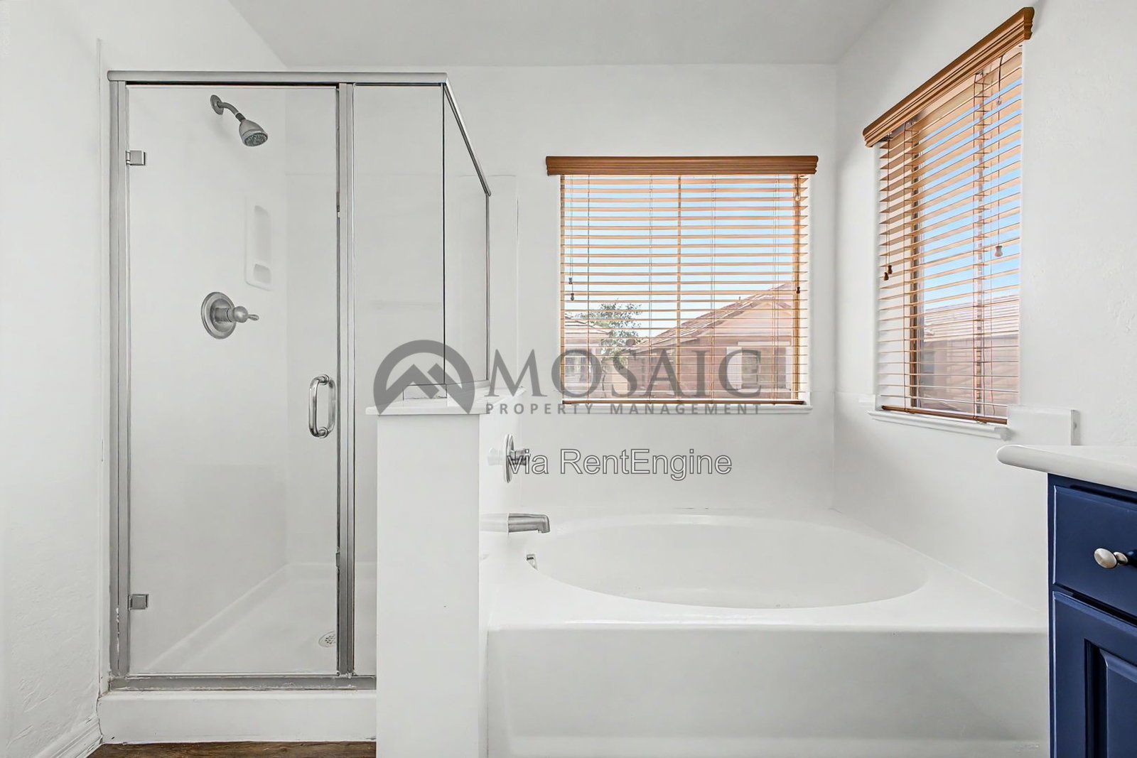 Stunning 3 bed 2.5 bathroom home in Gilbert! property image