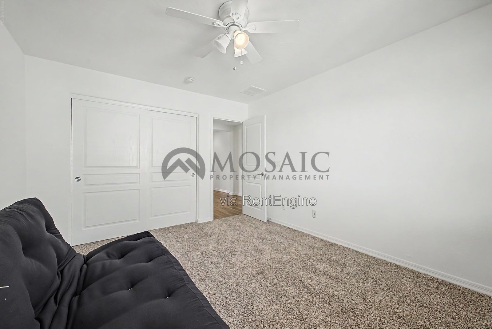 Stunning 3 bed 2.5 bathroom home in Gilbert! property image