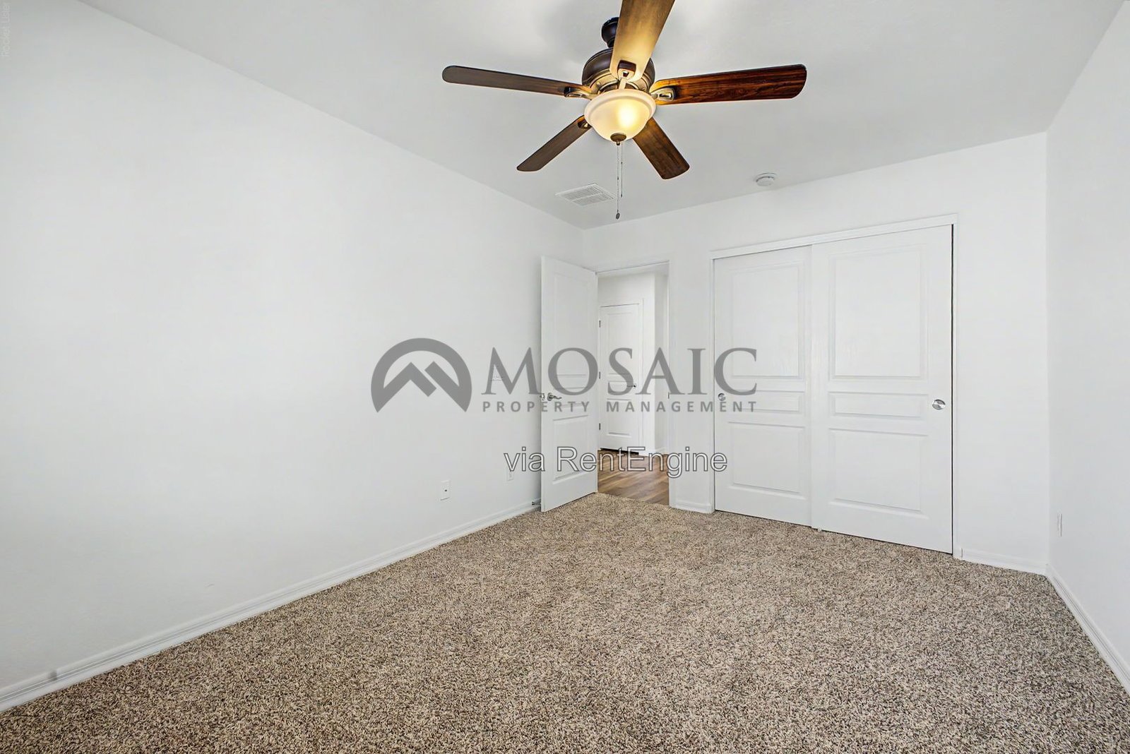 Stunning 3 bed 2.5 bathroom home in Gilbert! property image