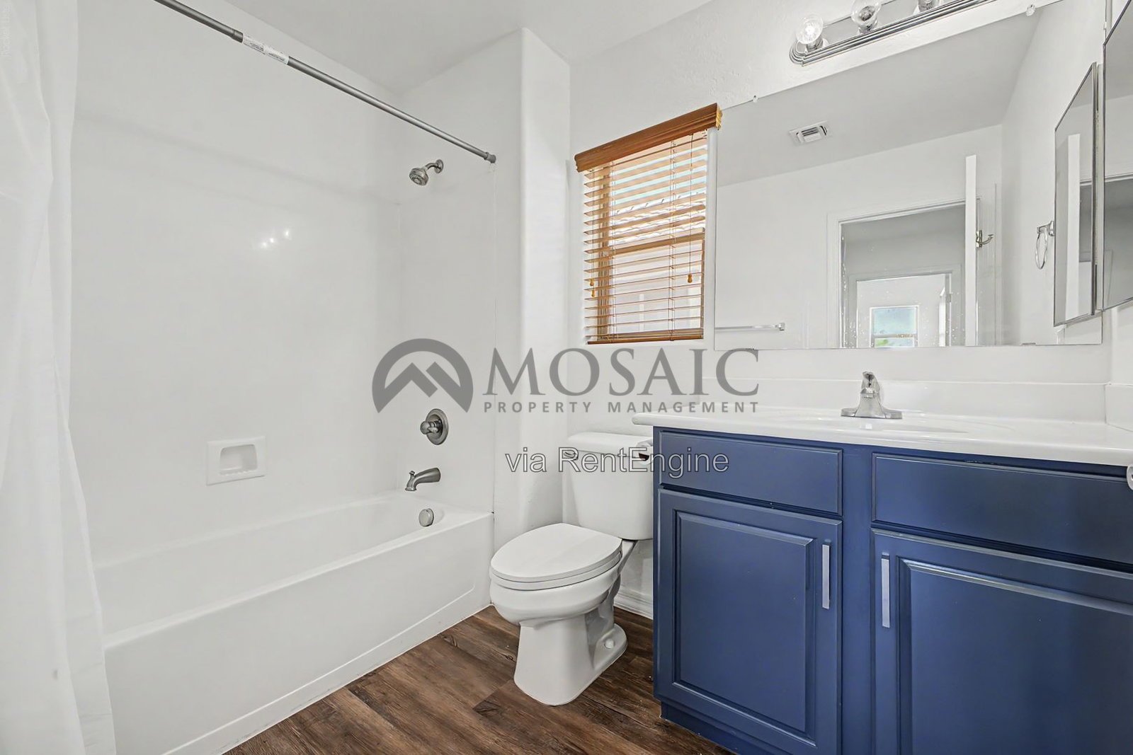 Stunning 3 bed 2.5 bathroom home in Gilbert! property image