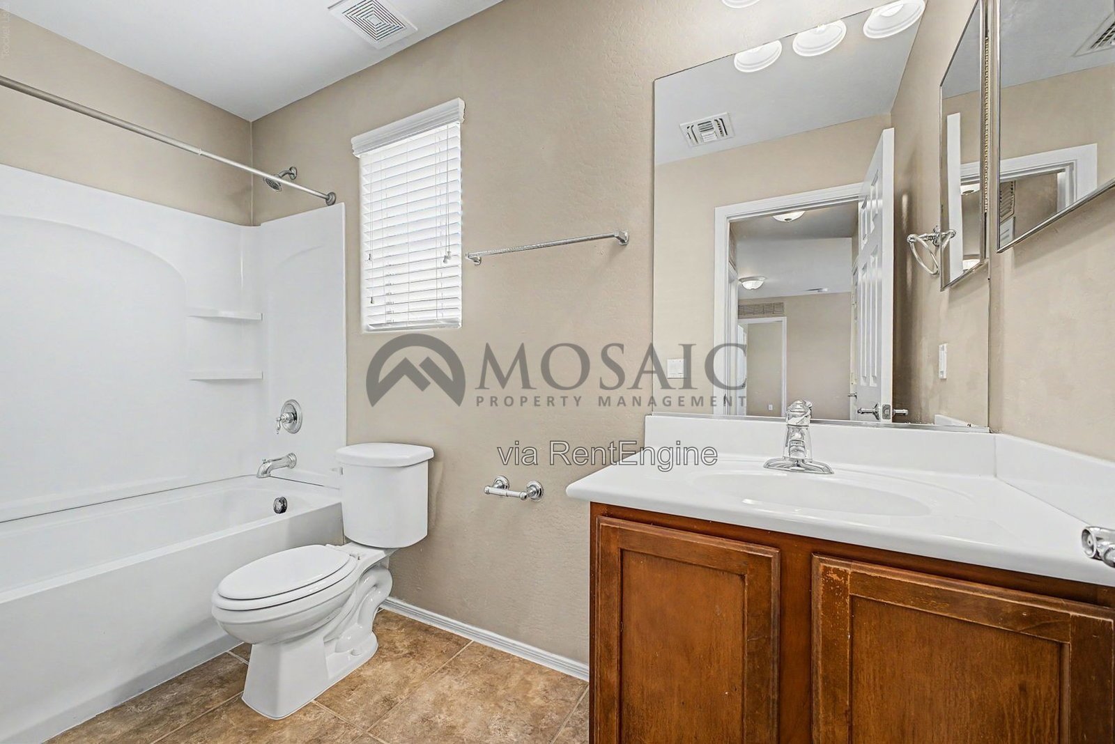 4 Bedroom, 2.5 Bathroom Home In Florence! property image
