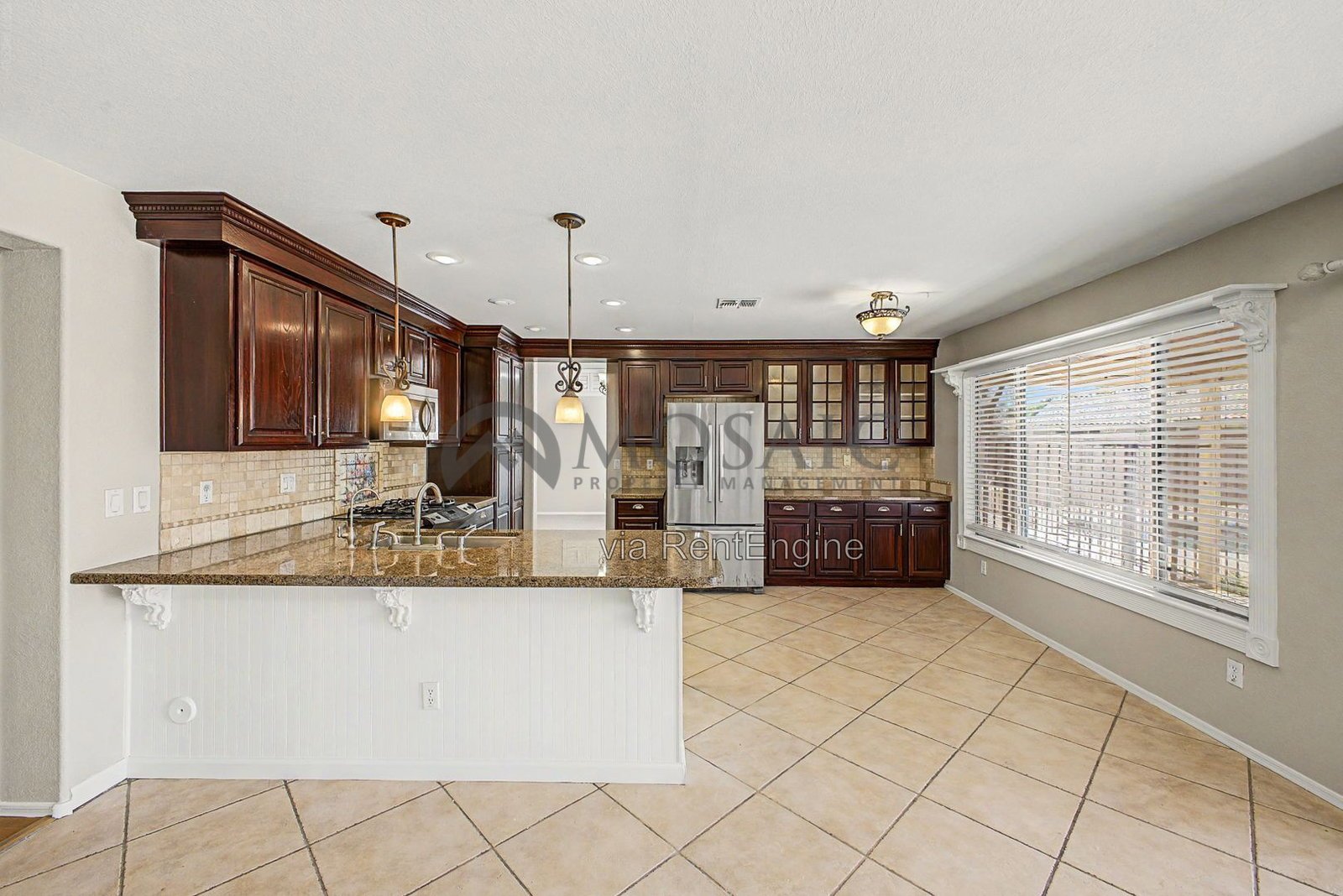 3 bed/2.5 bath PLUS DEN in South Chandler with SPARKLING POOL! property image
