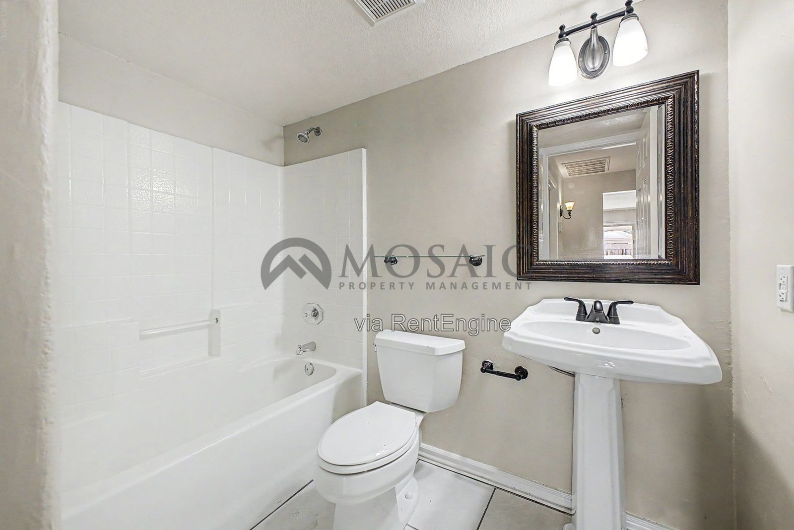 3 bed/2.5 bath PLUS DEN in South Chandler with SPARKLING POOL! property image