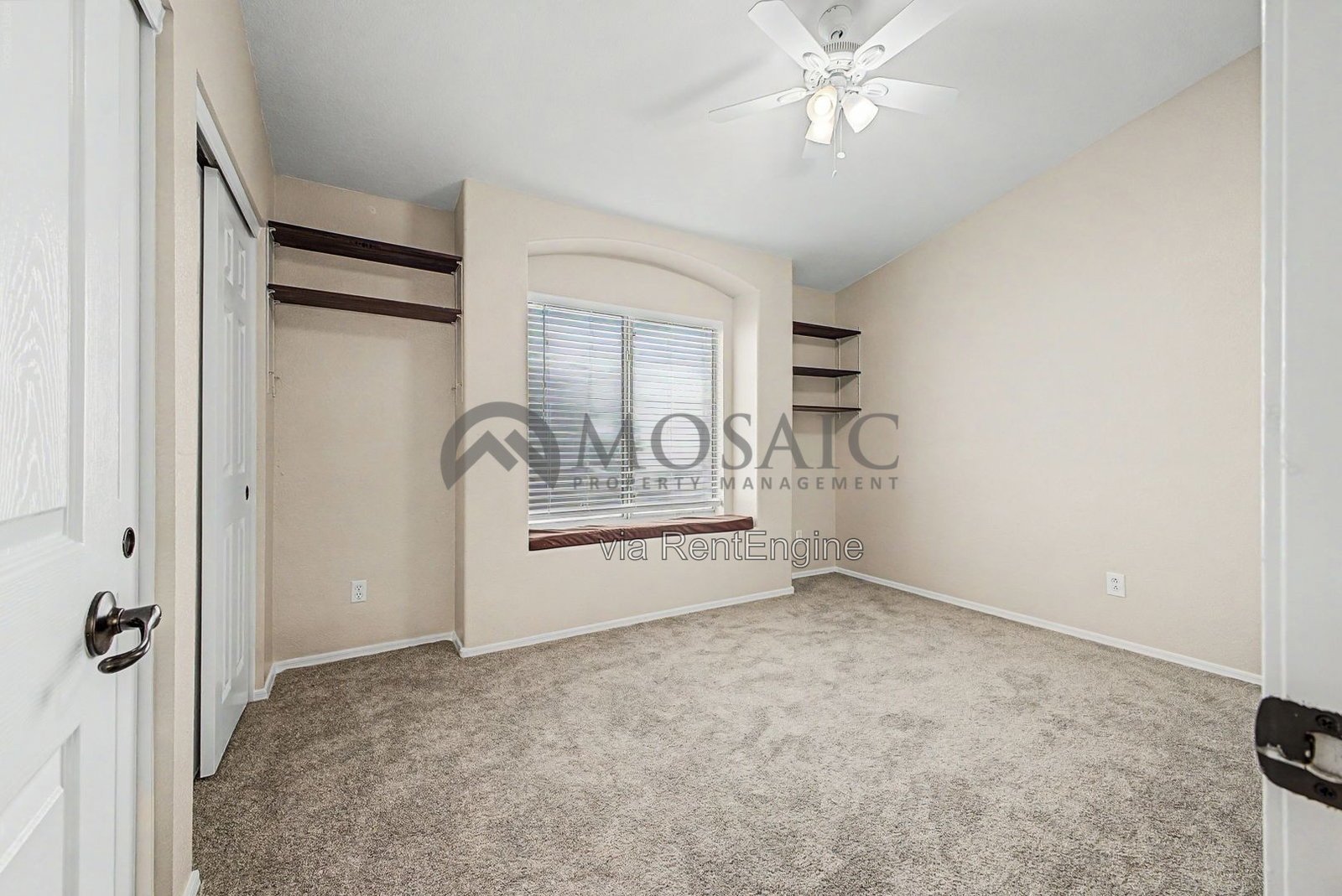 3 bed/2.5 bath PLUS DEN in South Chandler with SPARKLING POOL! property image