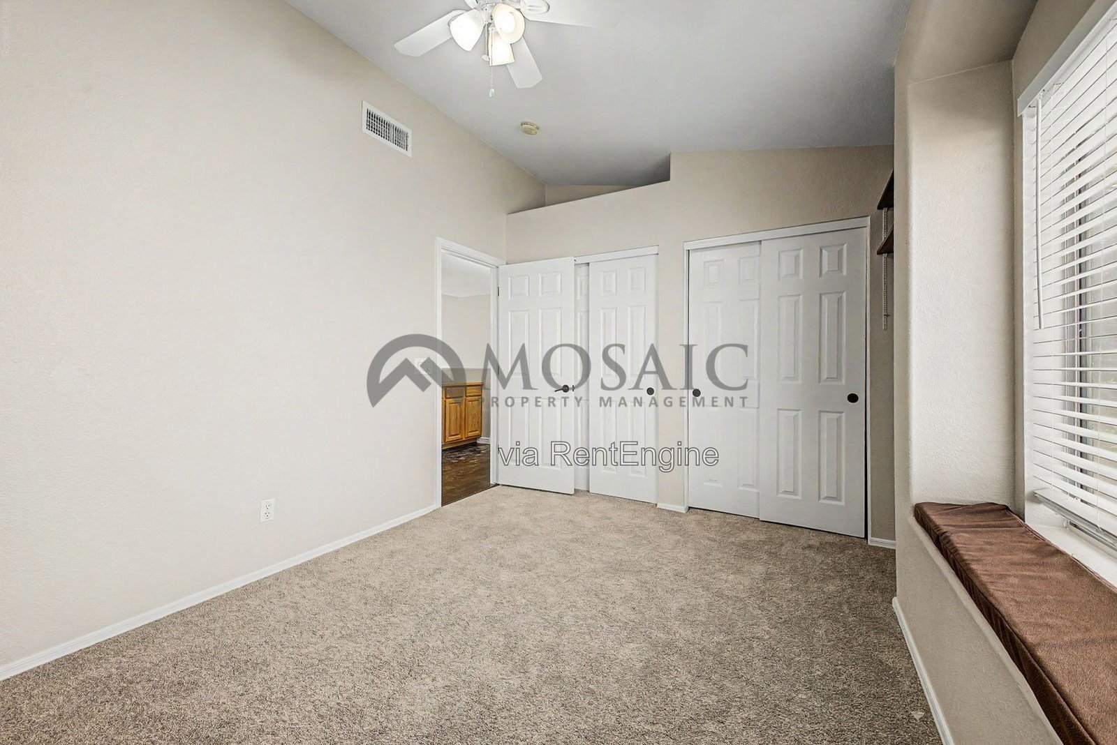 3 bed/2.5 bath PLUS DEN in South Chandler with SPARKLING POOL! property image