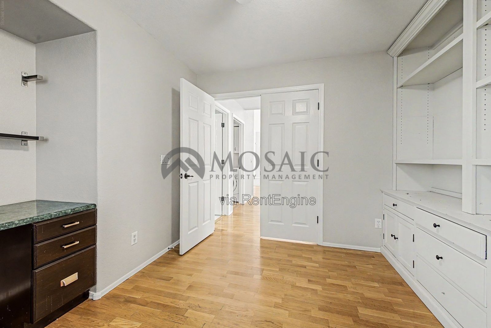 3 bed/2.5 bath PLUS DEN in South Chandler with SPARKLING POOL! property image