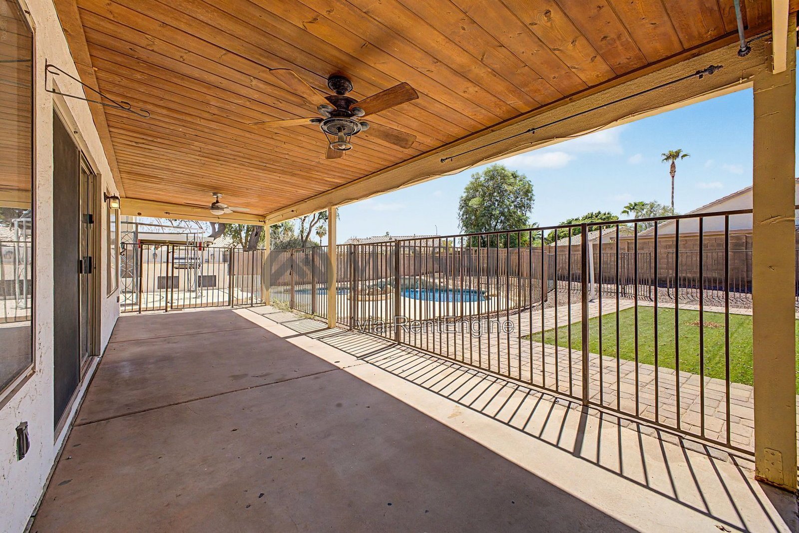 3 bed/2.5 bath PLUS DEN in South Chandler with SPARKLING POOL! property image