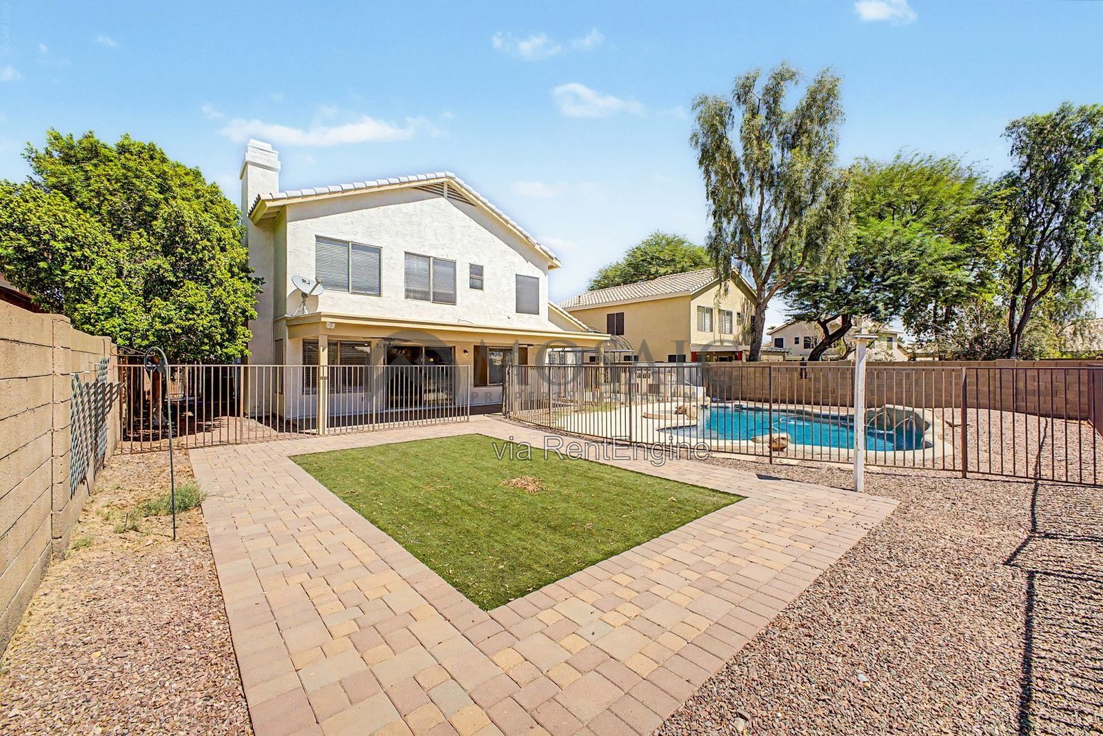 3 bed/2.5 bath PLUS DEN in South Chandler with SPARKLING POOL! property image