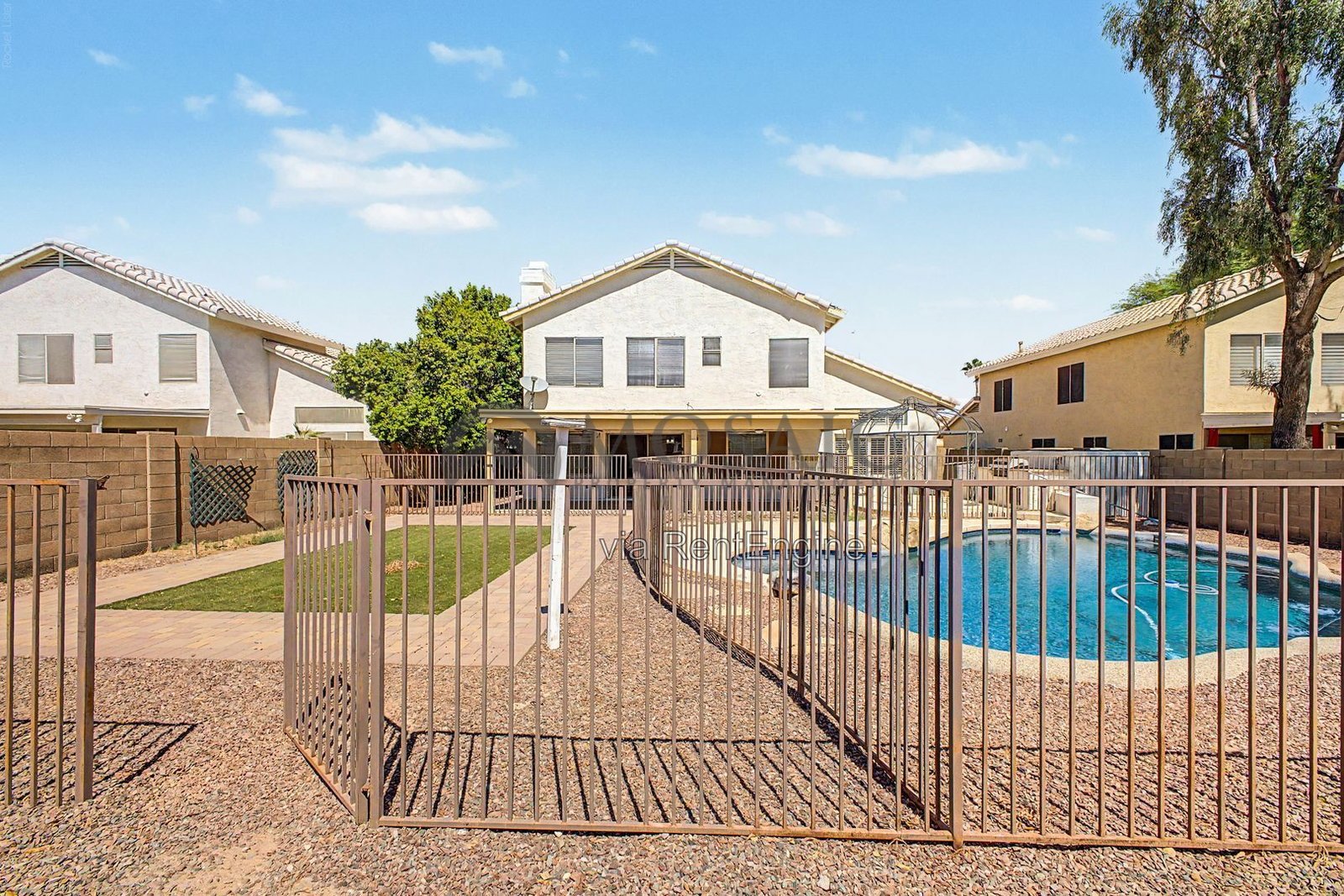 3 bed/2.5 bath PLUS DEN in South Chandler with SPARKLING POOL! property image