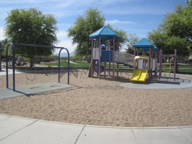4Bed/2Bath on PREMIUM LOT!! property image