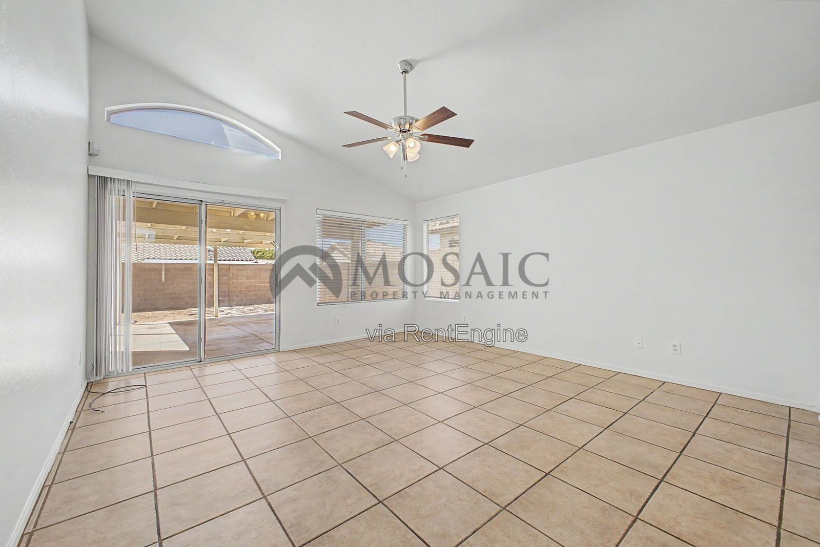 Beautiful home close to the North 101 freeway property image