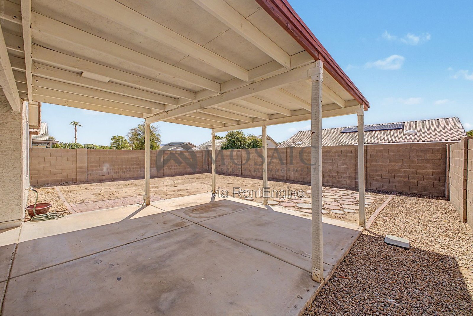 Beautiful home close to the North 101 freeway property image