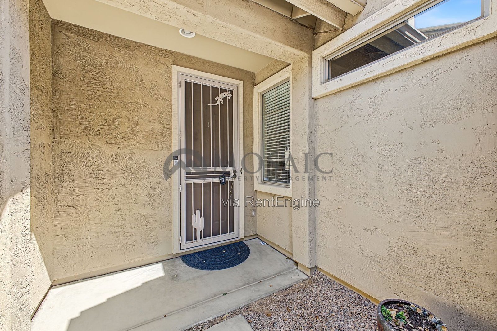 Beautiful 4 bedroom, 3 bathroom home in Chandler! property image
