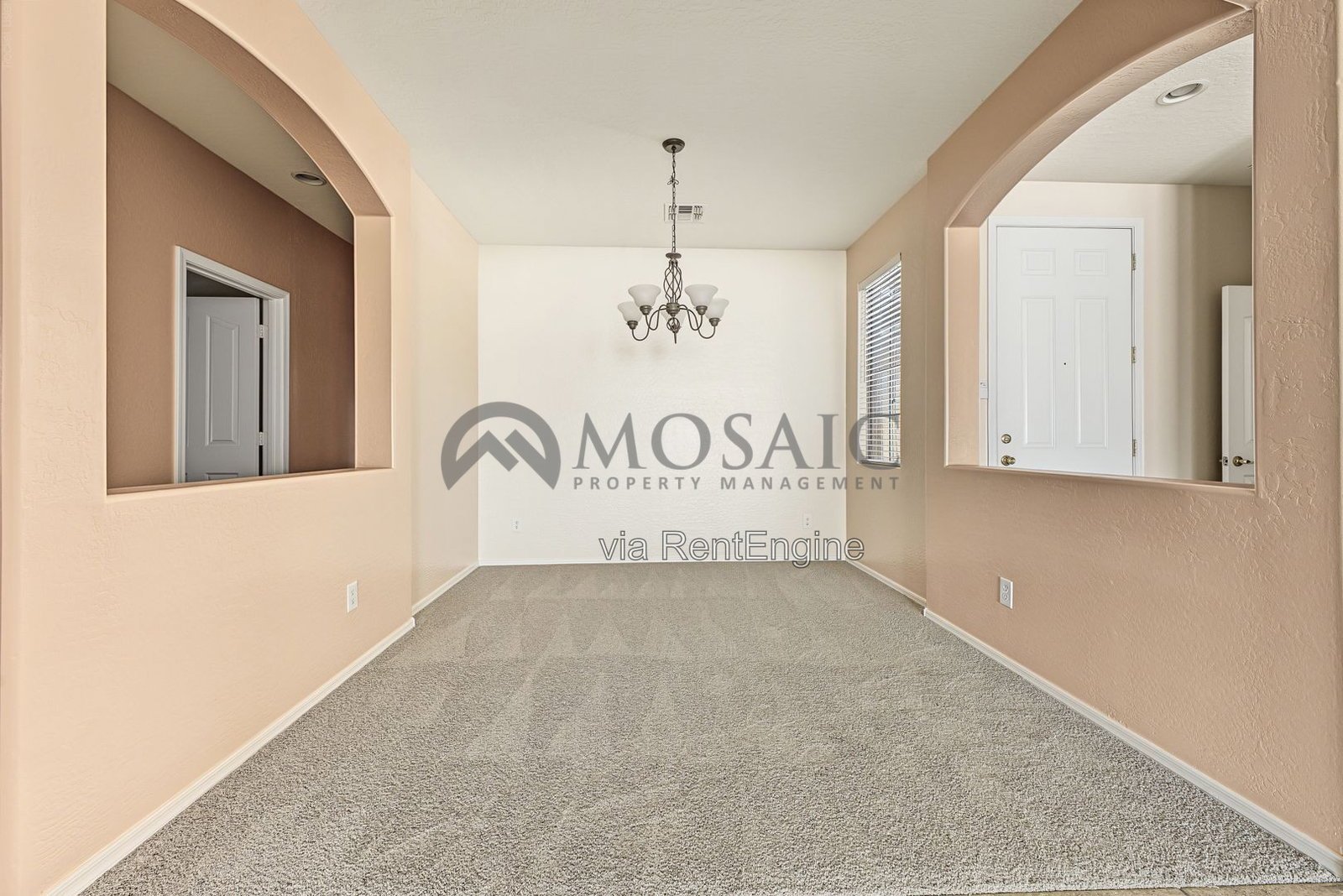 Beautiful 4 bedroom, 3 bathroom home in Chandler! property image