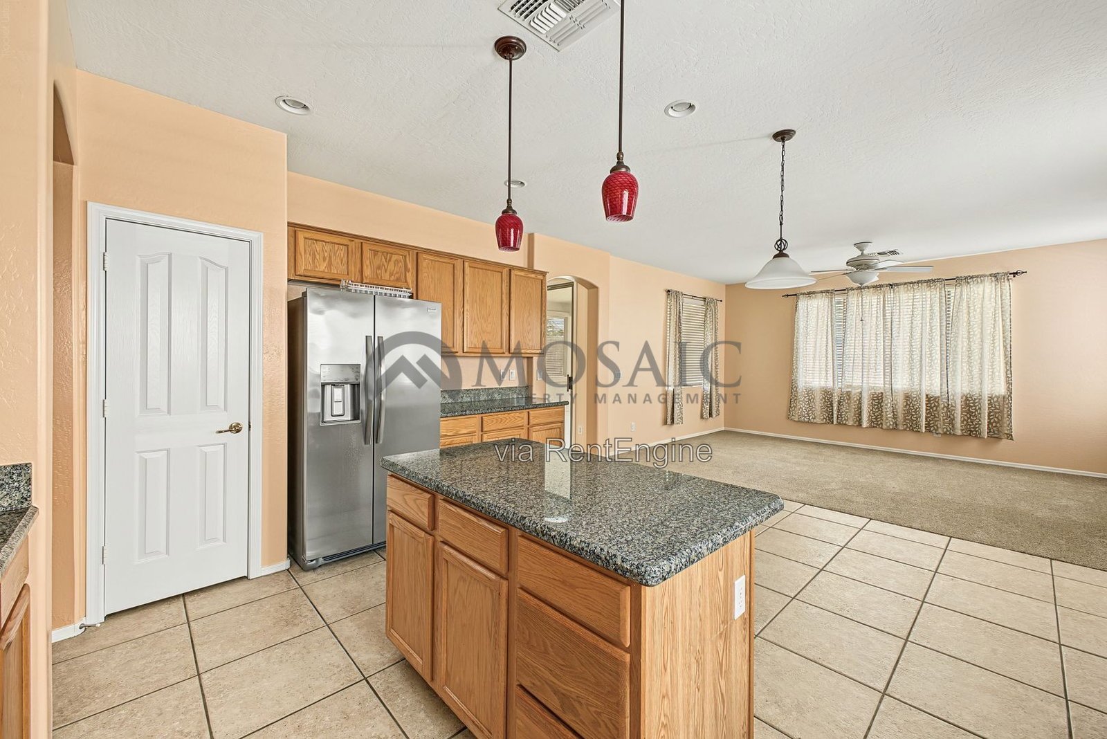 Beautiful 4 bedroom, 3 bathroom home in Chandler! property image