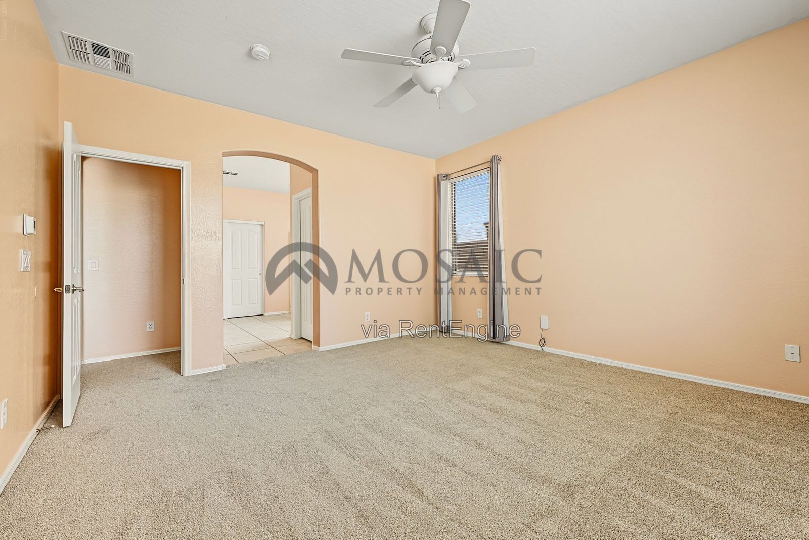 Beautiful 4 bedroom, 3 bathroom home in Chandler! property image