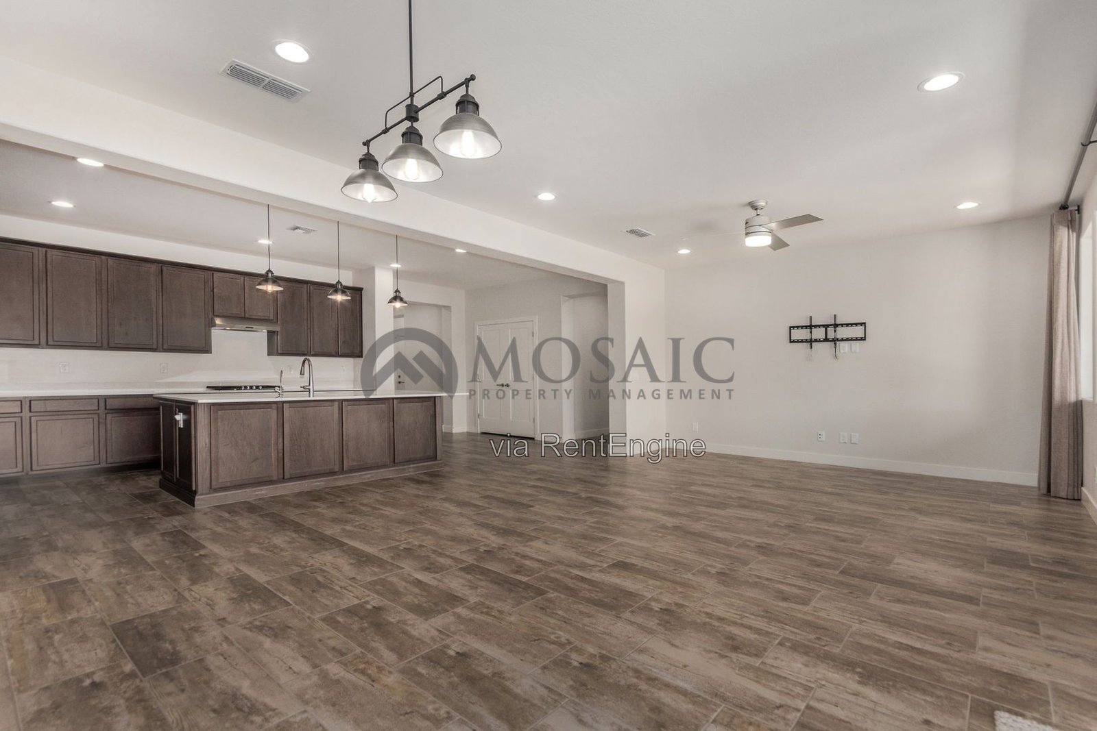 Your Queen Creek escape—with all the right touches!! property image
