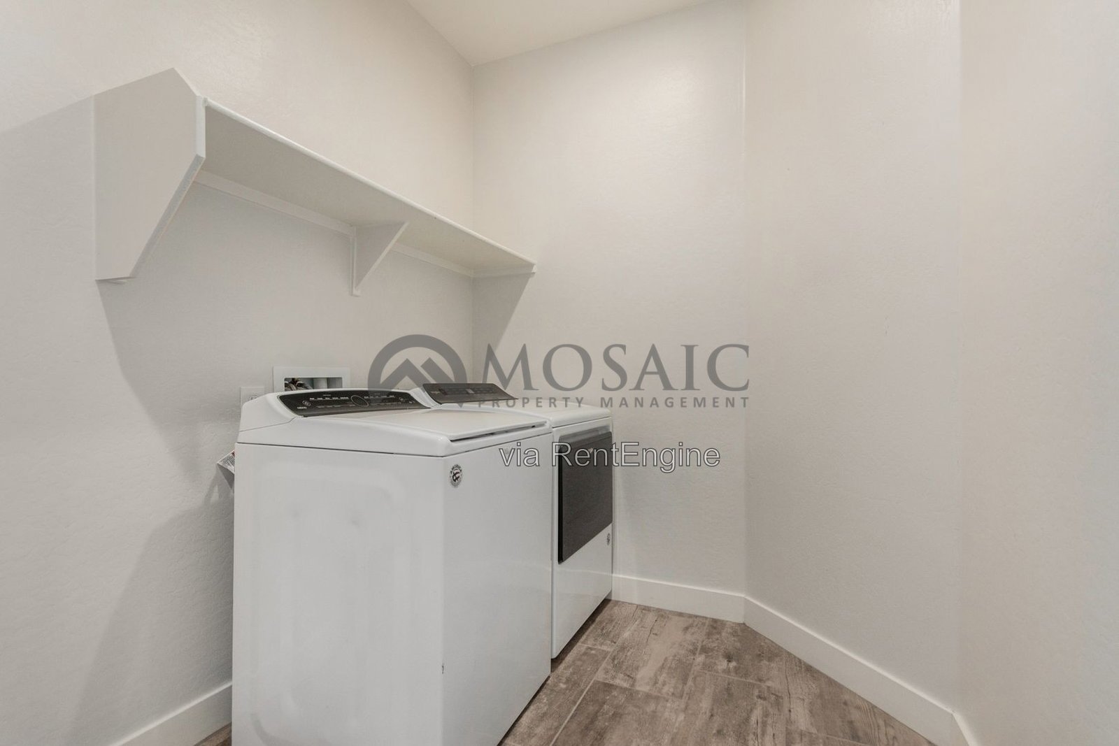 Your Queen Creek escape—with all the right touches!! property image