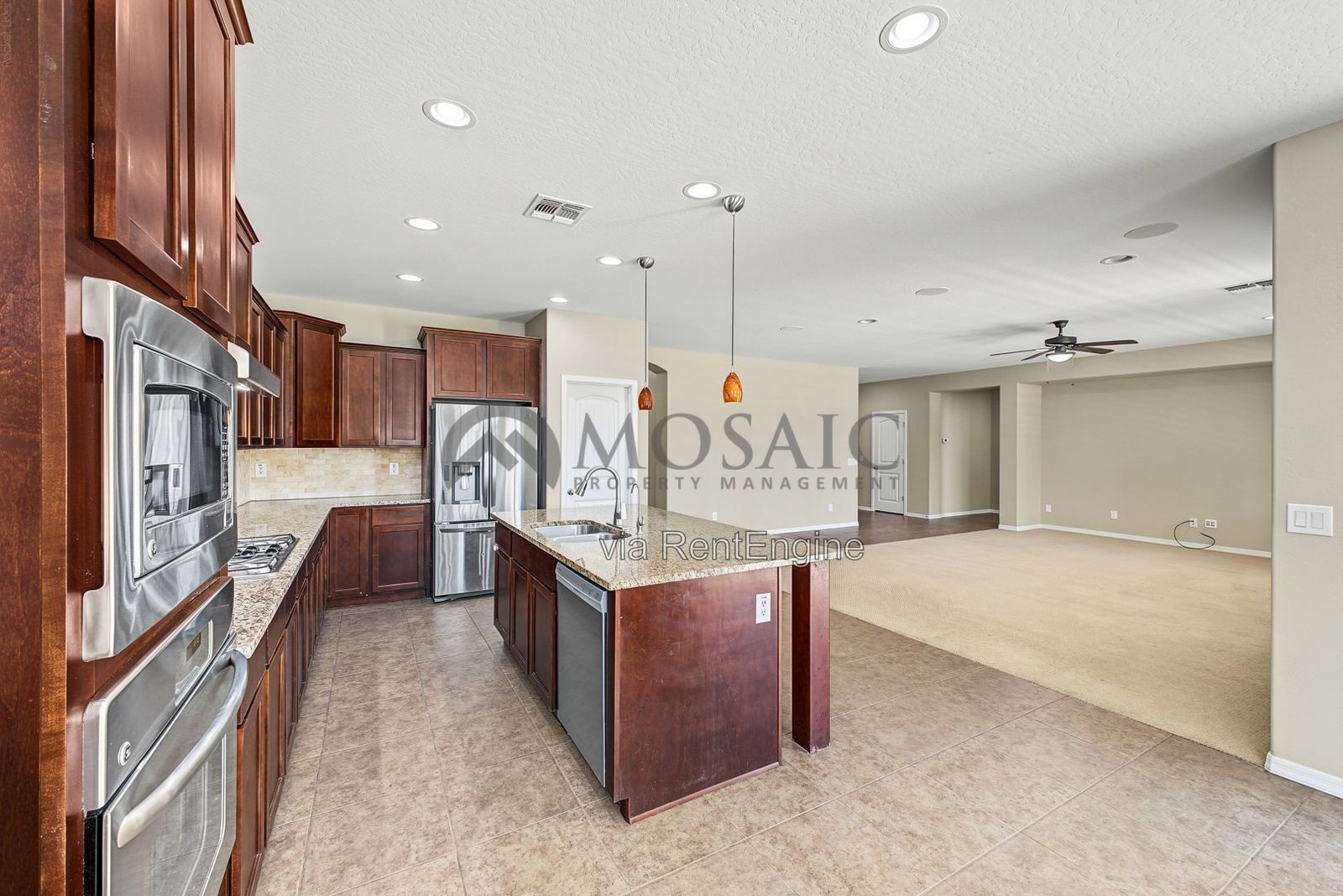 Upgrades, large lot, pool, walk in closets! property image