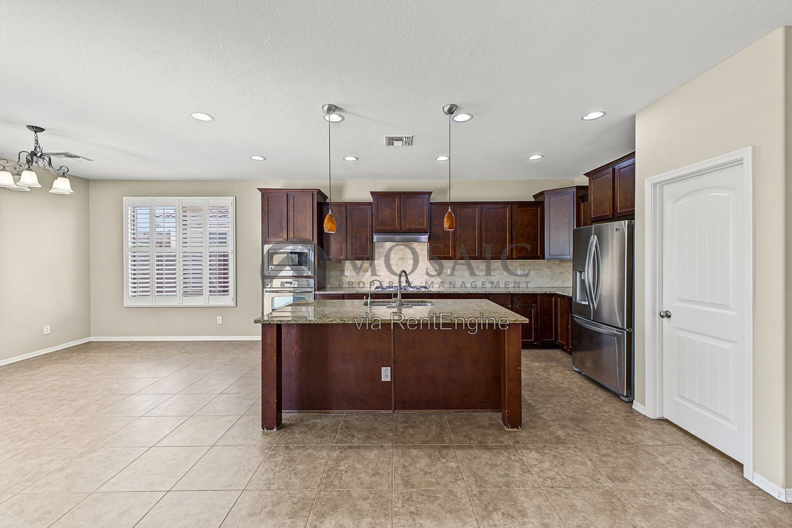 Upgrades, large lot, pool, walk in closets! property image