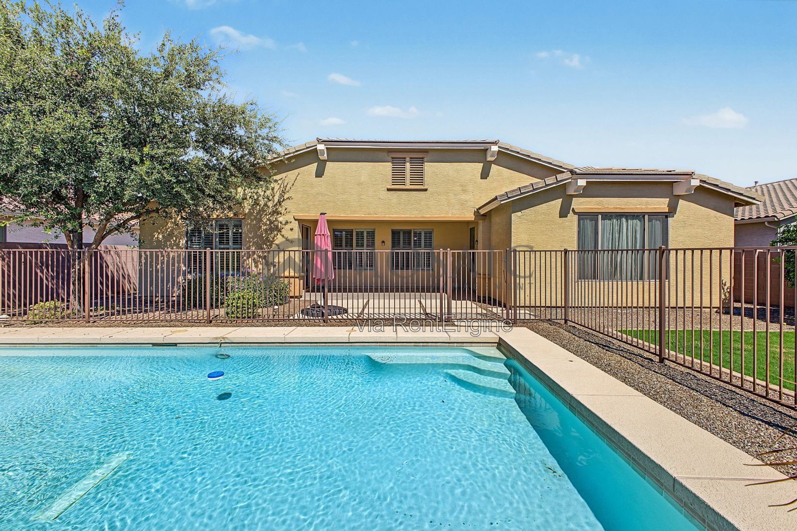 Upgrades, large lot, pool, walk in closets! property image