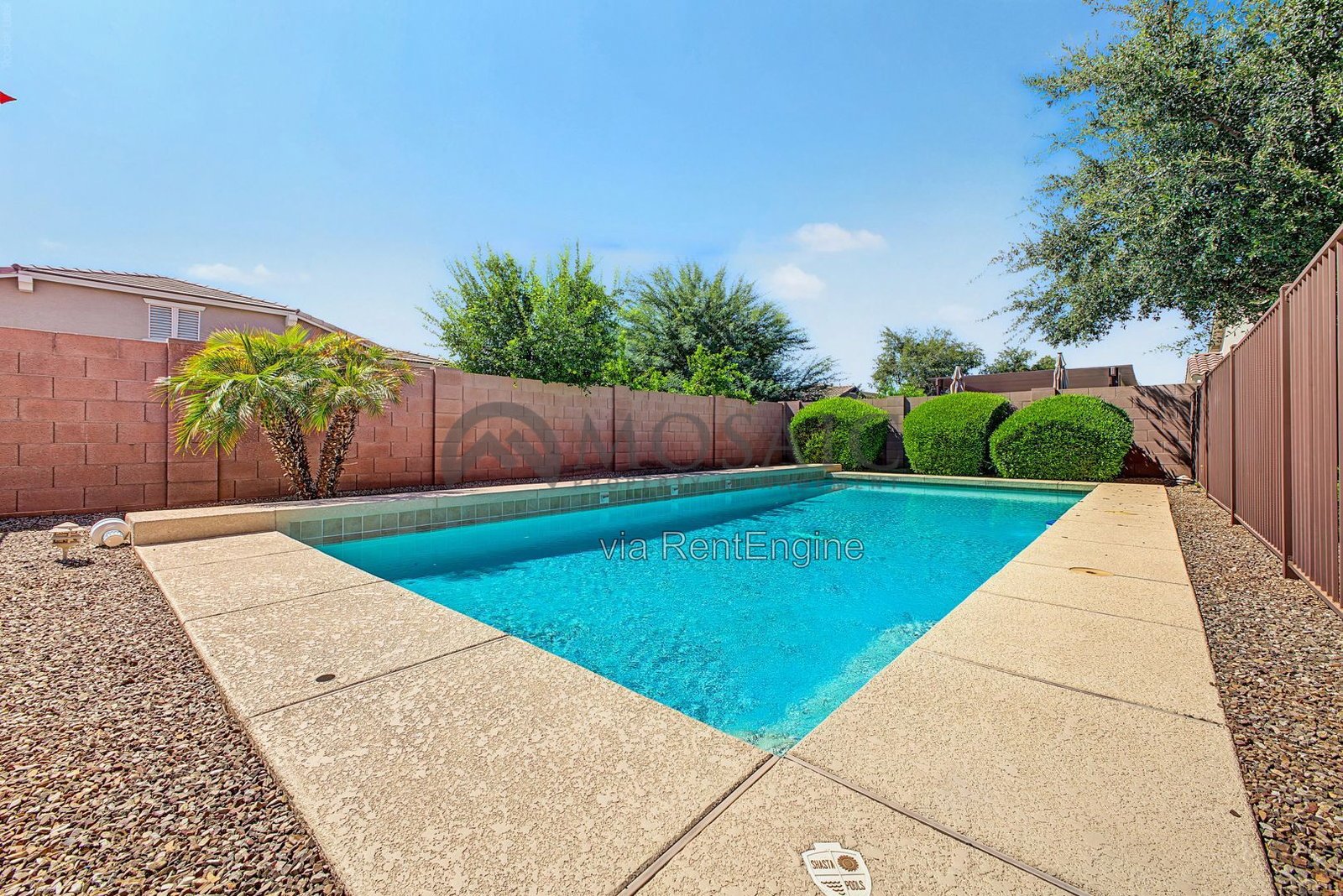 Upgrades, large lot, pool, walk in closets! property image