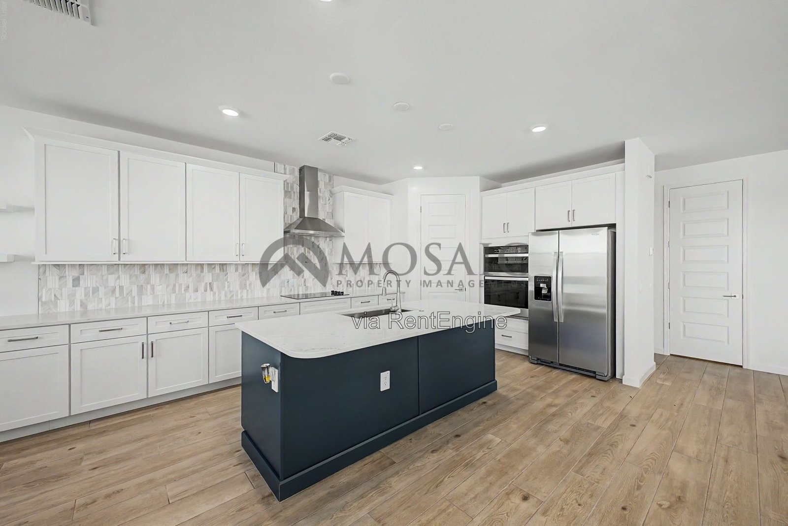 Beautiful 4 bedroom, 2.5 bathroom home in Phoenix! property image