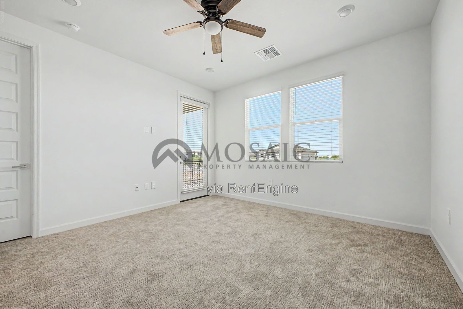 Beautiful 4 bedroom, 2.5 bathroom home in Phoenix! property image
