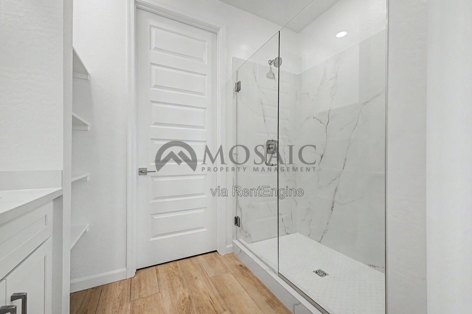 Beautiful 4 bedroom, 2.5 bathroom home in Phoenix! property image