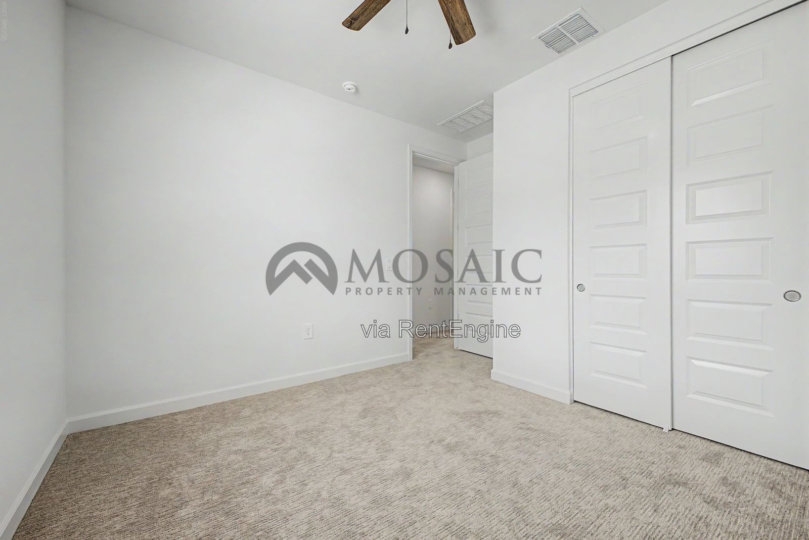 Beautiful 4 bedroom, 2.5 bathroom home in Phoenix! property image