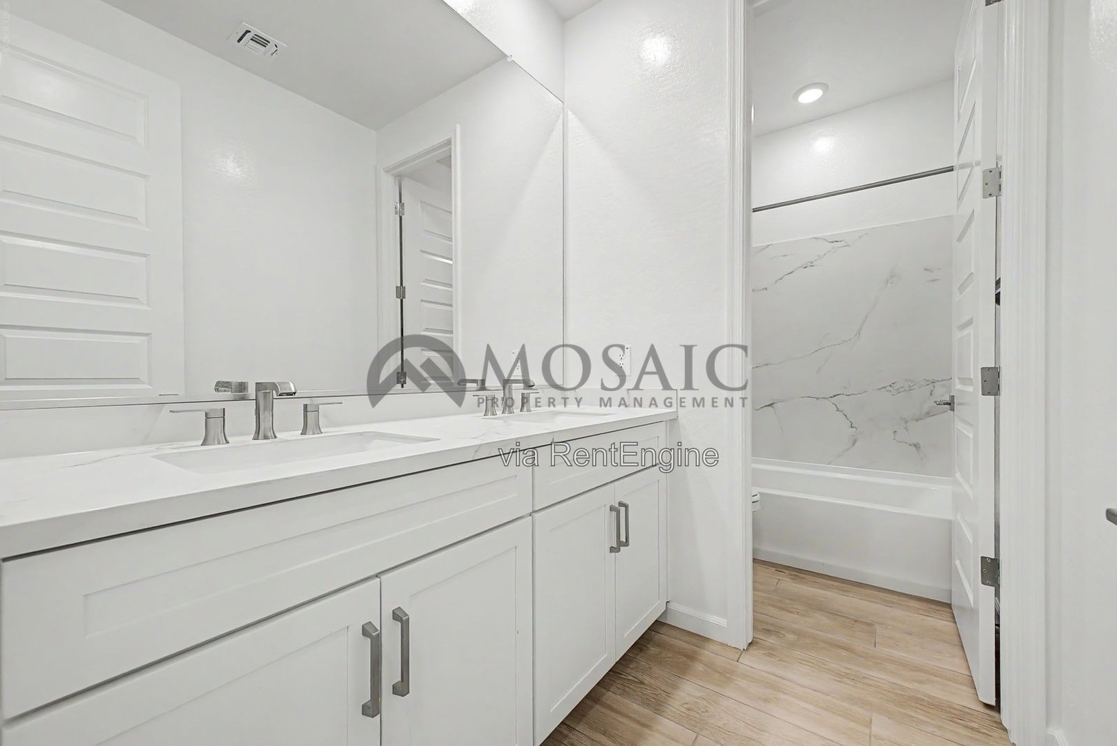 Beautiful 4 bedroom, 2.5 bathroom home in Phoenix! property image