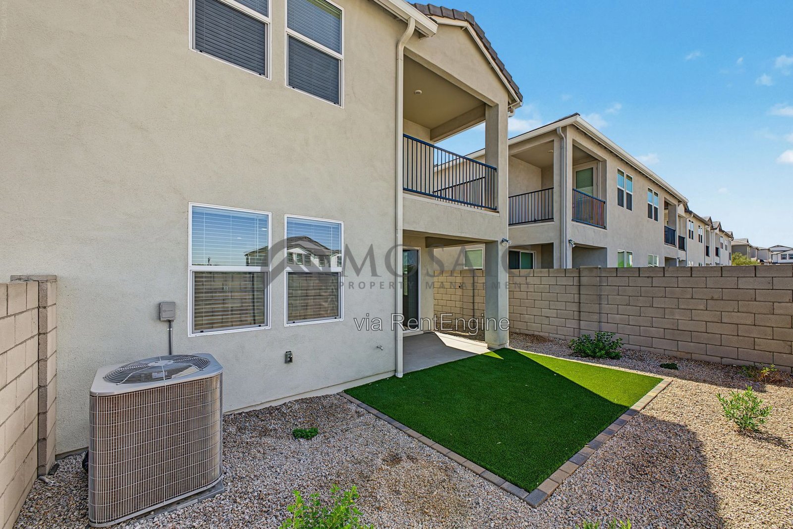 Beautiful 4 bedroom, 2.5 bathroom home in Phoenix! property image