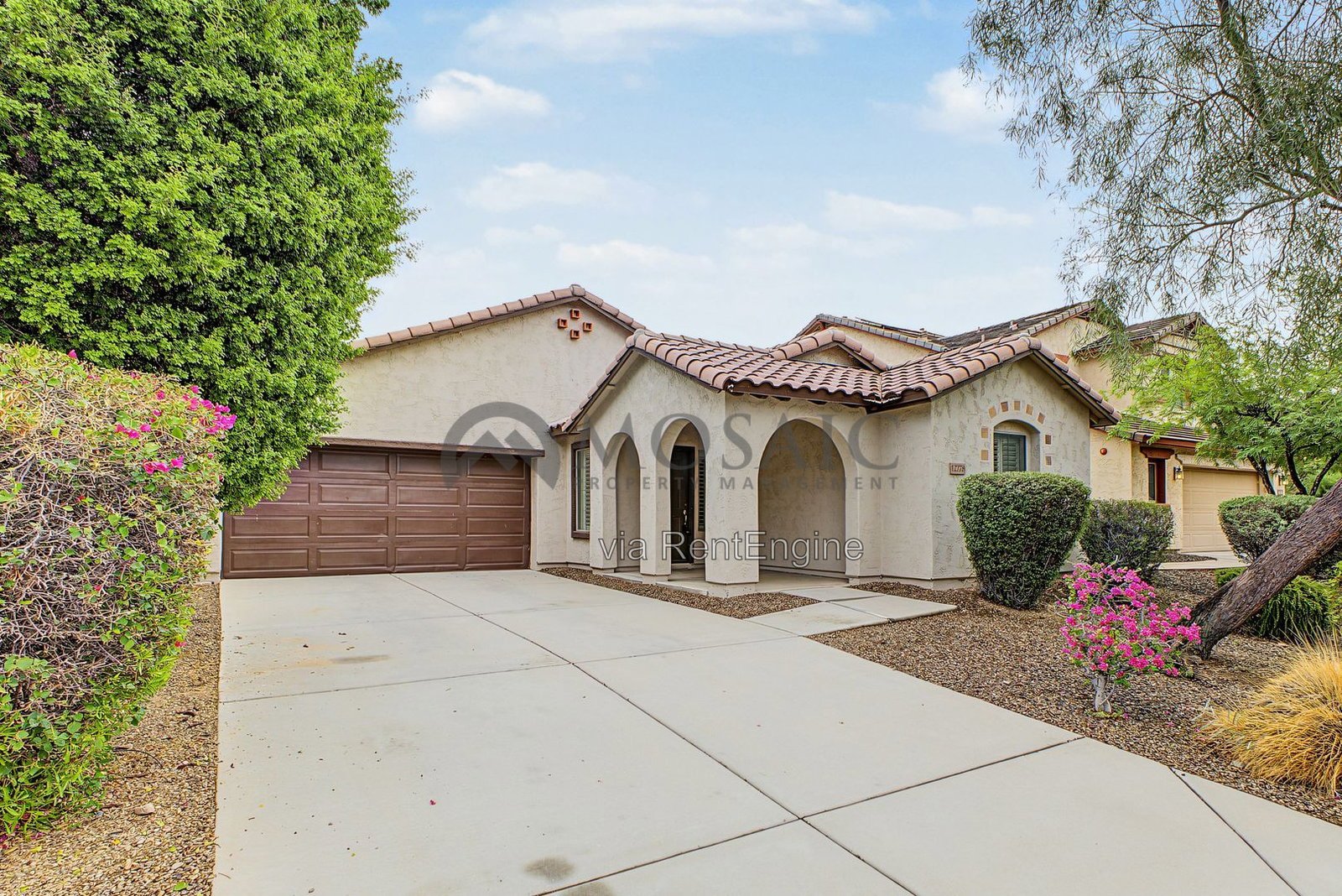 Four-bedroom, four-bathroom house in Peoria! property image