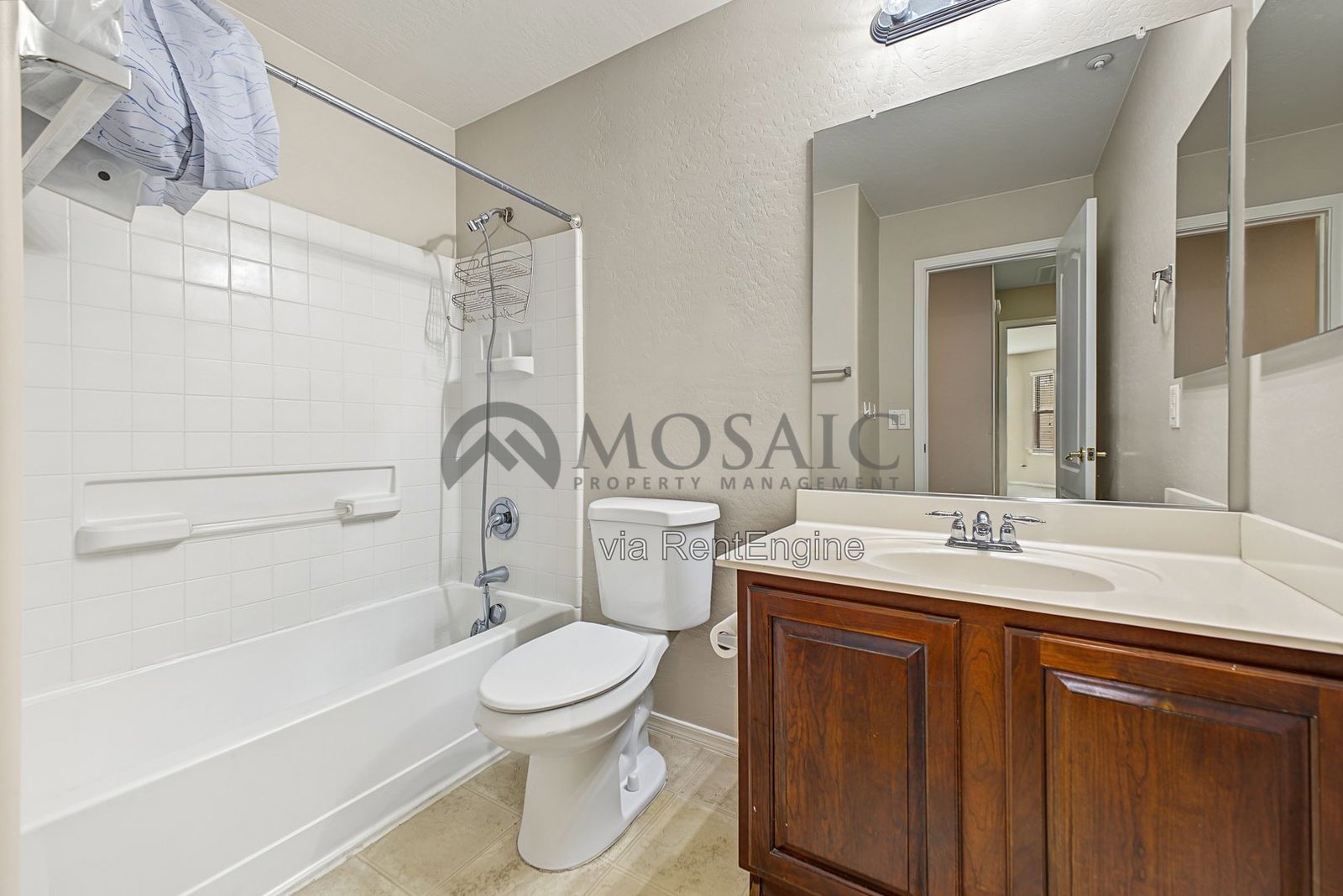 Four-bedroom, four-bathroom house in Peoria! property image