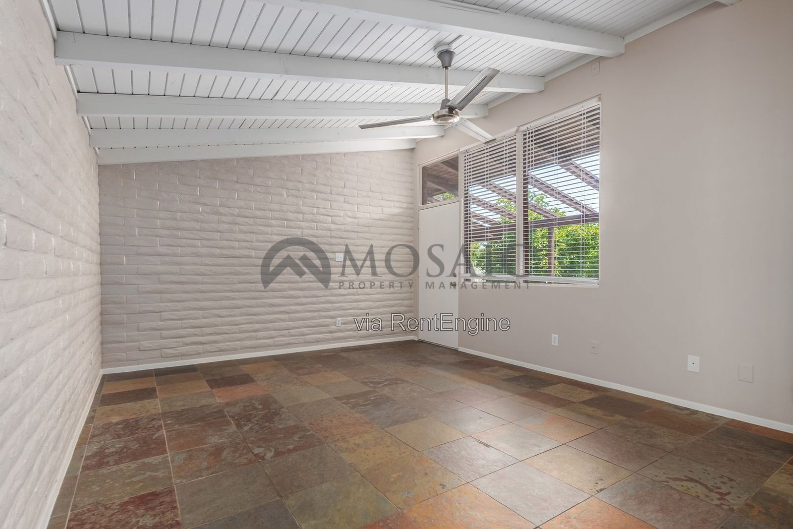 2-Bedroom Condo in Citrus Acres Steps from the Pool property image