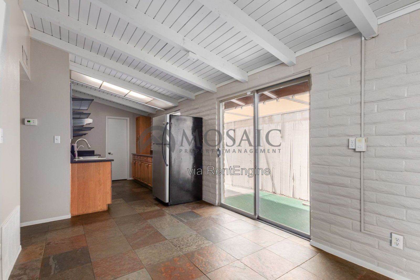 2-Bedroom Condo in Citrus Acres Steps from the Pool property image