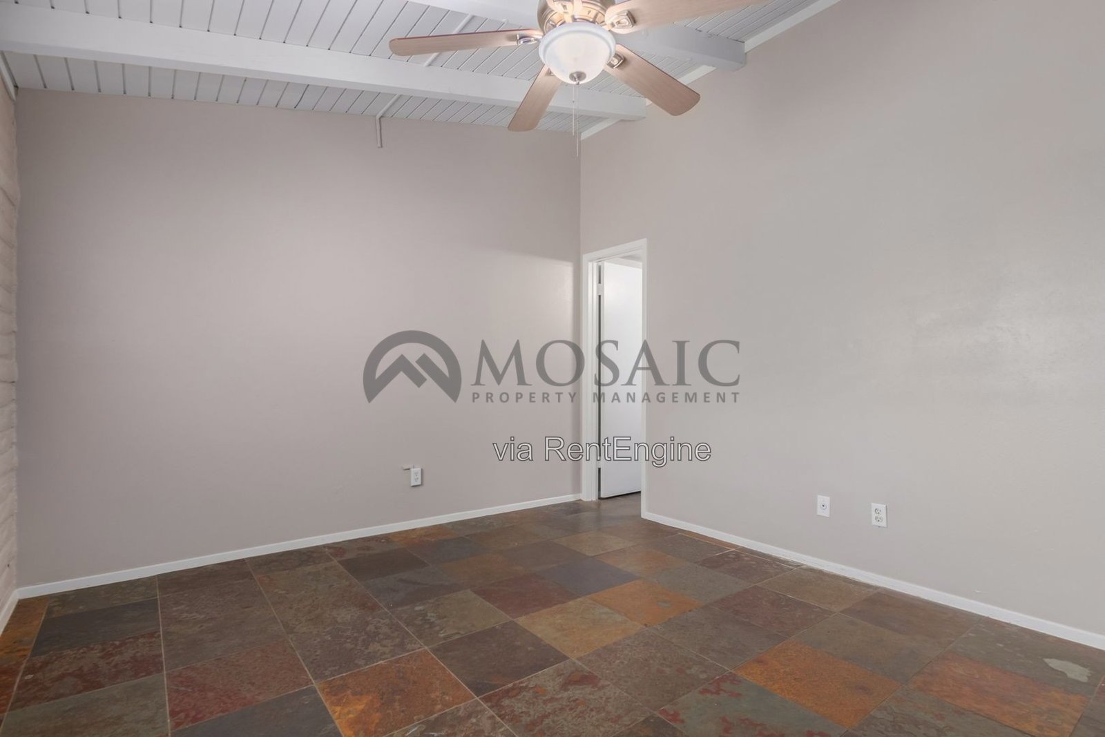2-Bedroom Condo in Citrus Acres Steps from the Pool property image