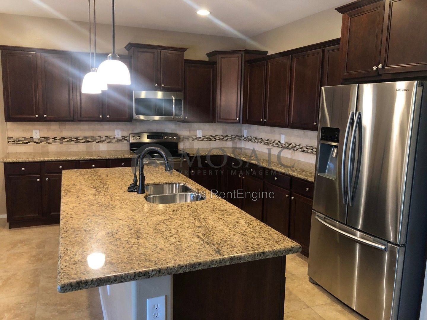 Gilbert Stunner! property image