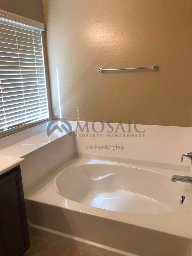 Gilbert Stunner! property image