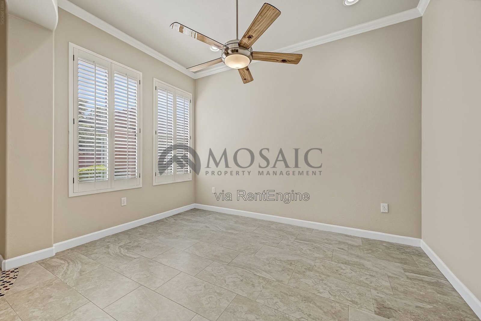 Beautiful 3 bedroom, 2 bathroom townhome in Chandler! property image
